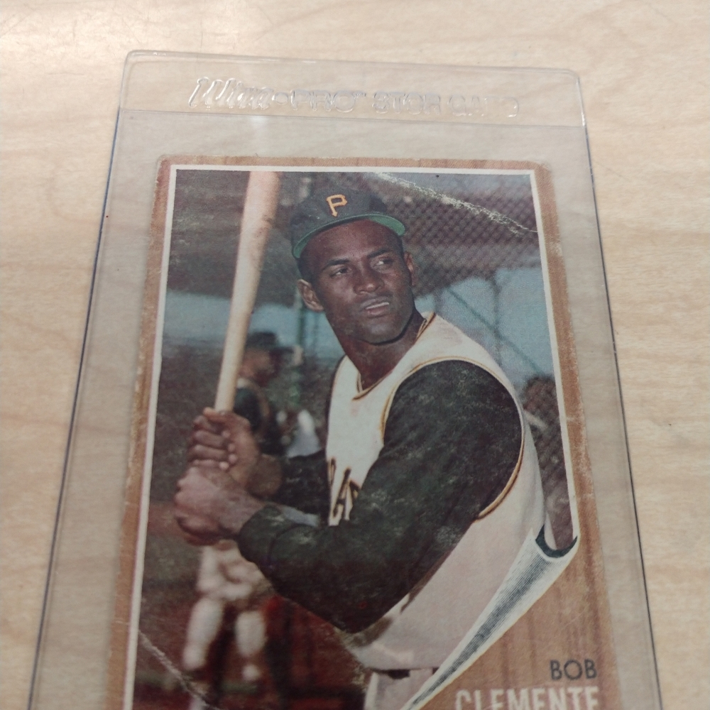 Roberto Clemente Pittsburgh Pirates 62 Topps Card
